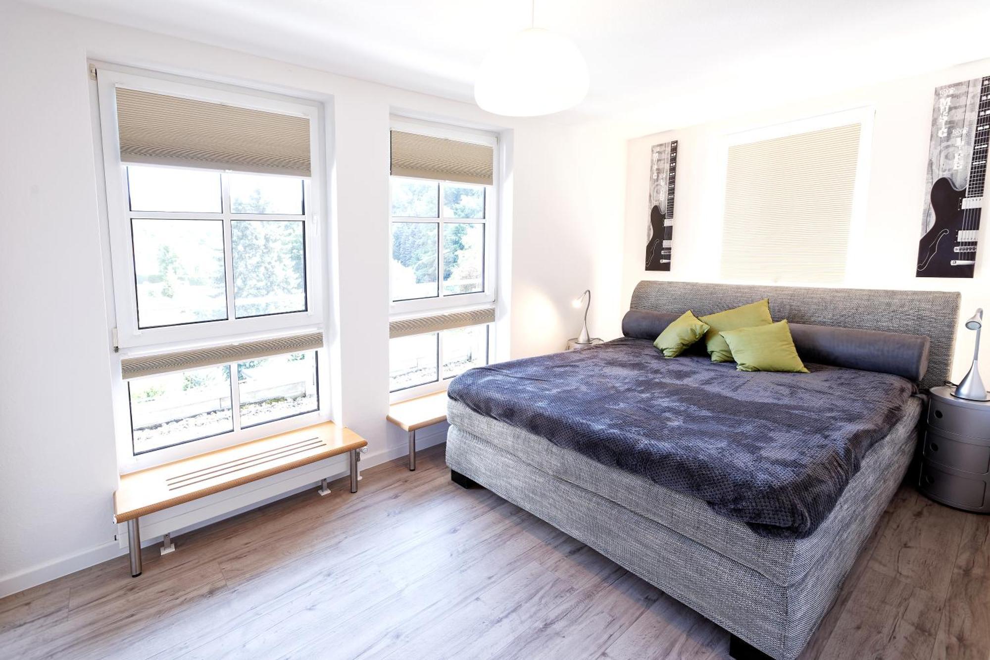Grosszuegiges Helles Penthouse -Komplette Etage- Mit Balkon Und Stellplatz In Ruhiger Lage Kulmbach Extérieur photo